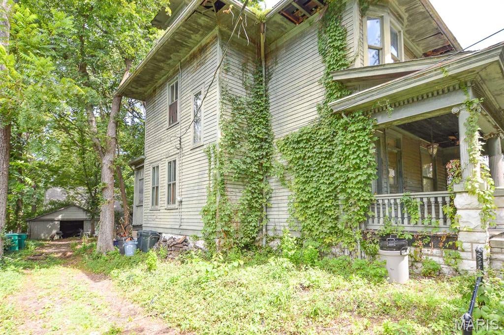Tuxedo Park - Residential