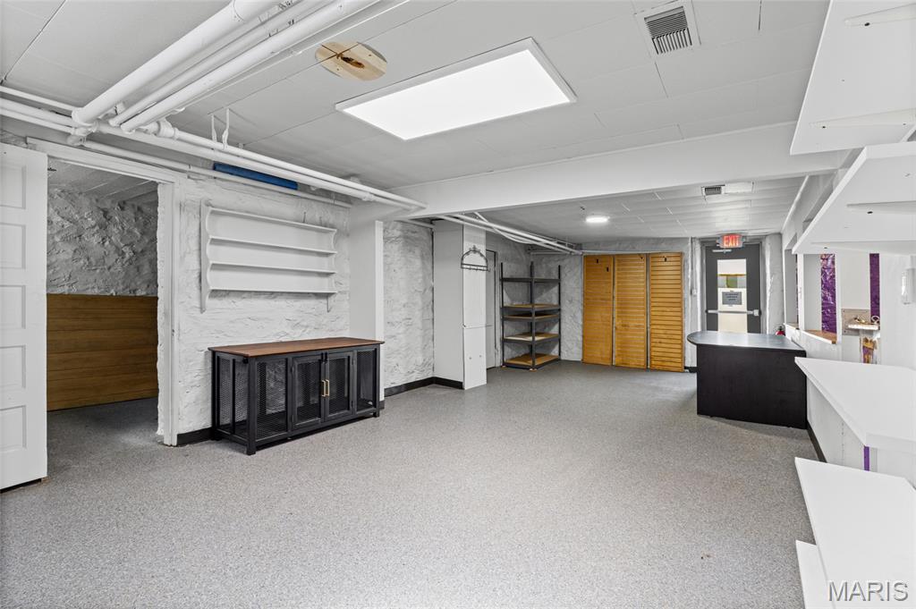 Gravois Weber Park - Commercial Sale