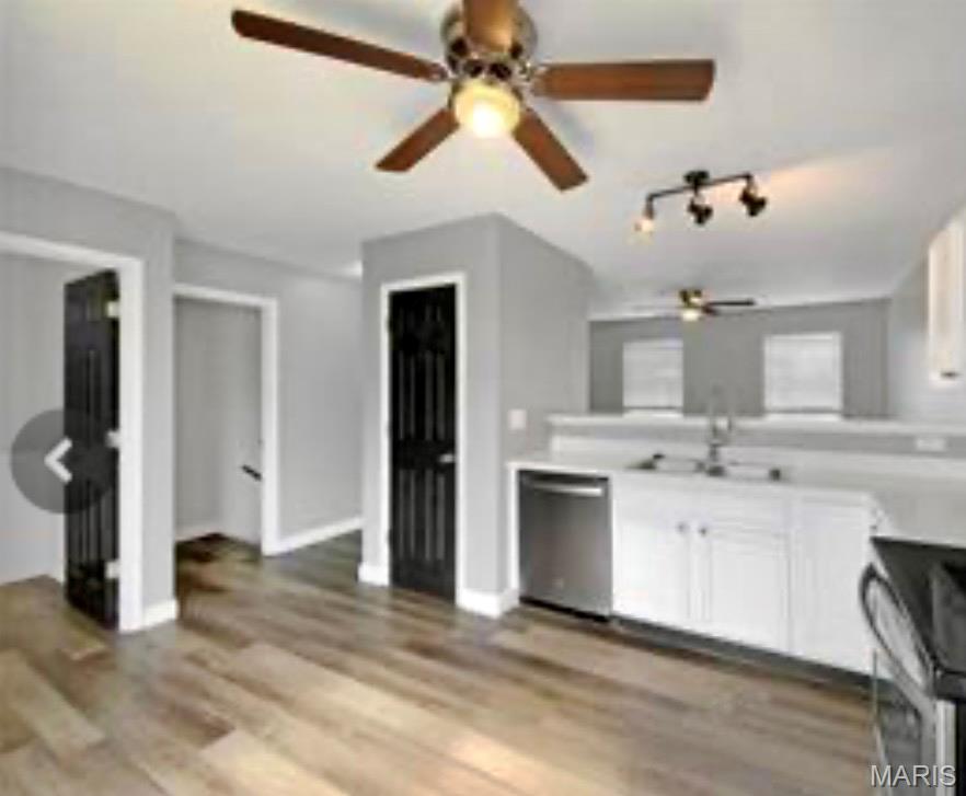 Brownstone Village At Thornbury #1 - Residential