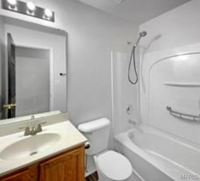 Brownstone Village At Thornbury #1 - Residential