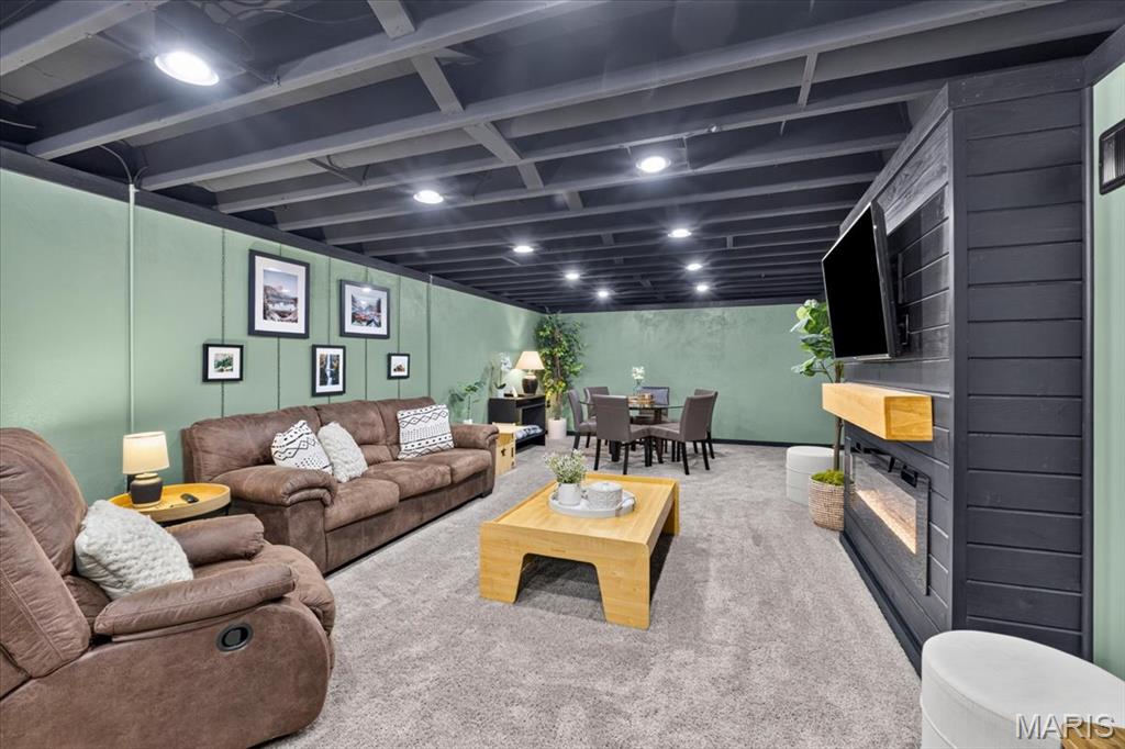 Reavis Park - Residential
