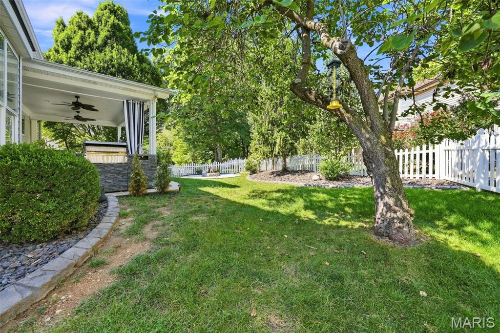 SUMMER CHASE - Residential