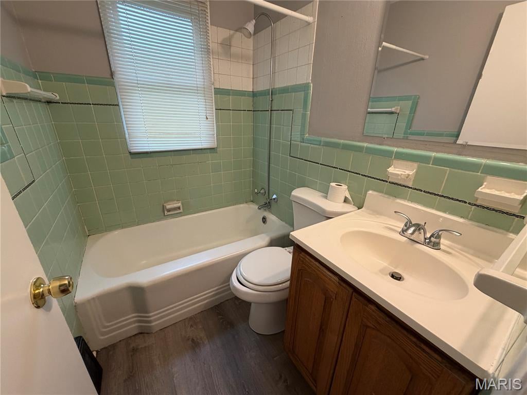Bissell Hills 3 - Residential Lease