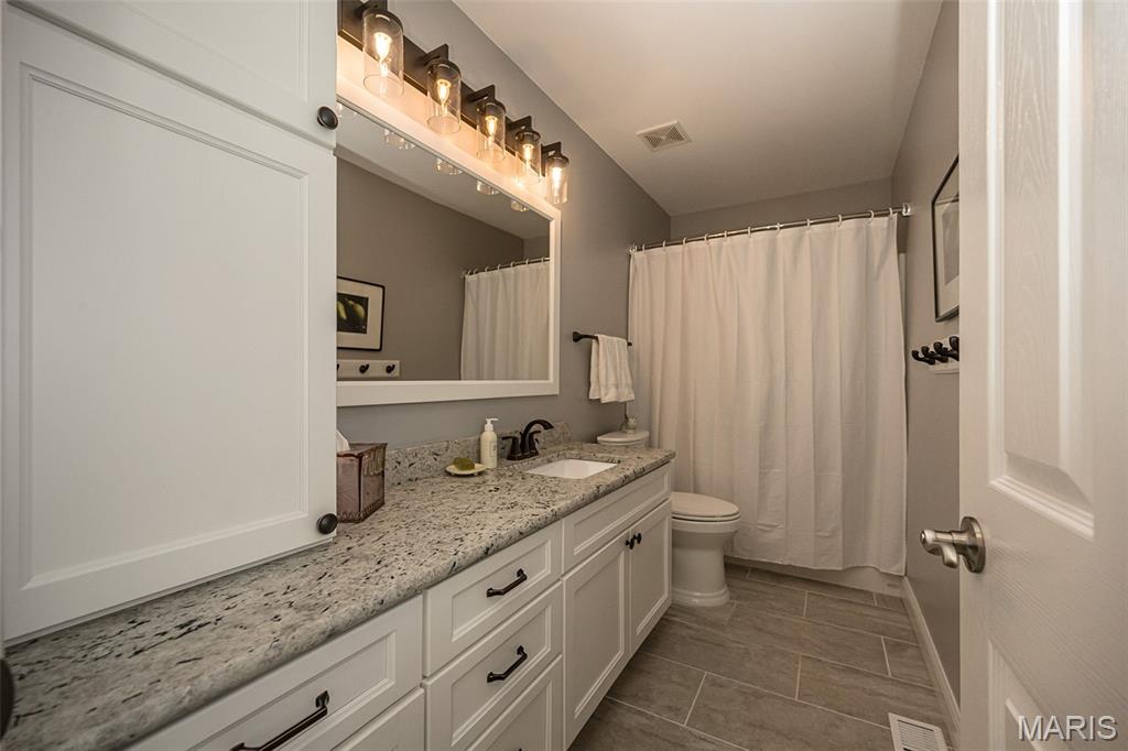 Vista Glen Add Ph Two - Residential