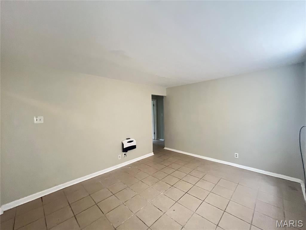 Shackelford Place - Residential Income