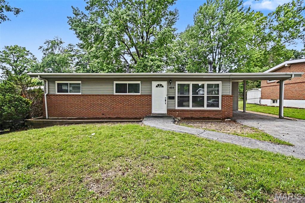 Move-in ready three-bedroom, 1.5-bathroom home featuring a two-car attached garage in the High Meadows neighborhood.

This home features a functional layout highlighted by beautiful hardwood flooring throughout. The main living area provides a warm and inviting atmosphere, complete with a cozy living room fireplace. The updated kitchen boasts sleek granite countertops and a modern mix of black and stainless steel appliances. For maximum comfort, the primary bedroom includes a large walk-in closet and a dedicated primary bathroom. The living space extends into the fully finished basement, which offers both a dedicated family area and an additional sleeping area.

Step outside to enjoy a private, fully fenced-in backyard that is perfect for outdoor living. Ideally situated in the 63033 area of Florissant, this property offers excellent proximity to local amenities, major roadways, and regional employment hubs for a convenient daily commute.

Schedule your private showing today!