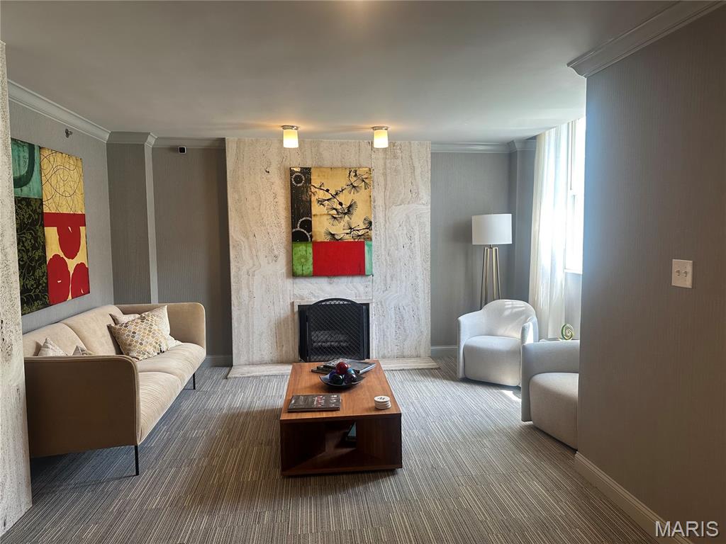 Wiltshire Condo - Residential