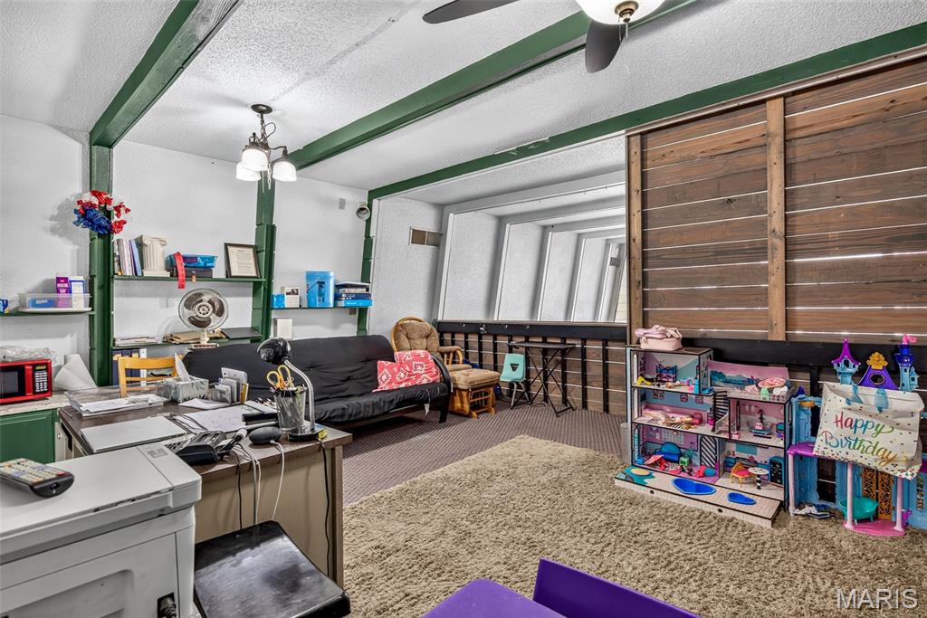 n/a - Commercial Sale