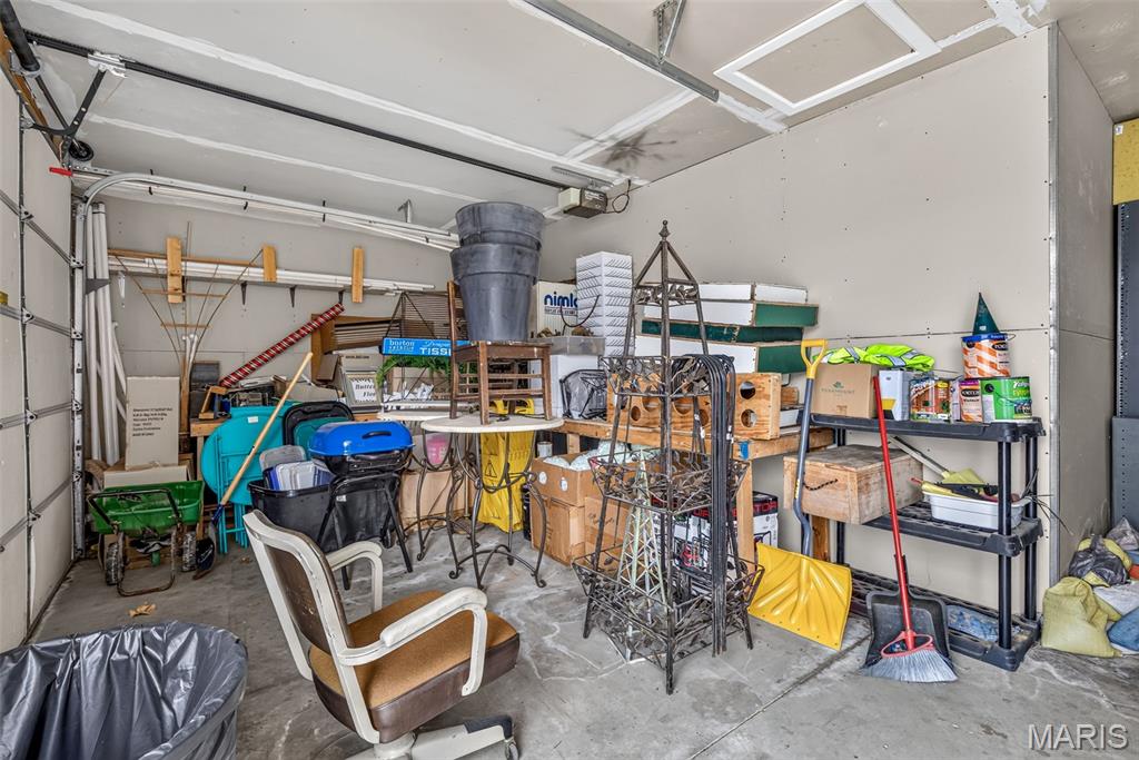 n/a - Commercial Sale