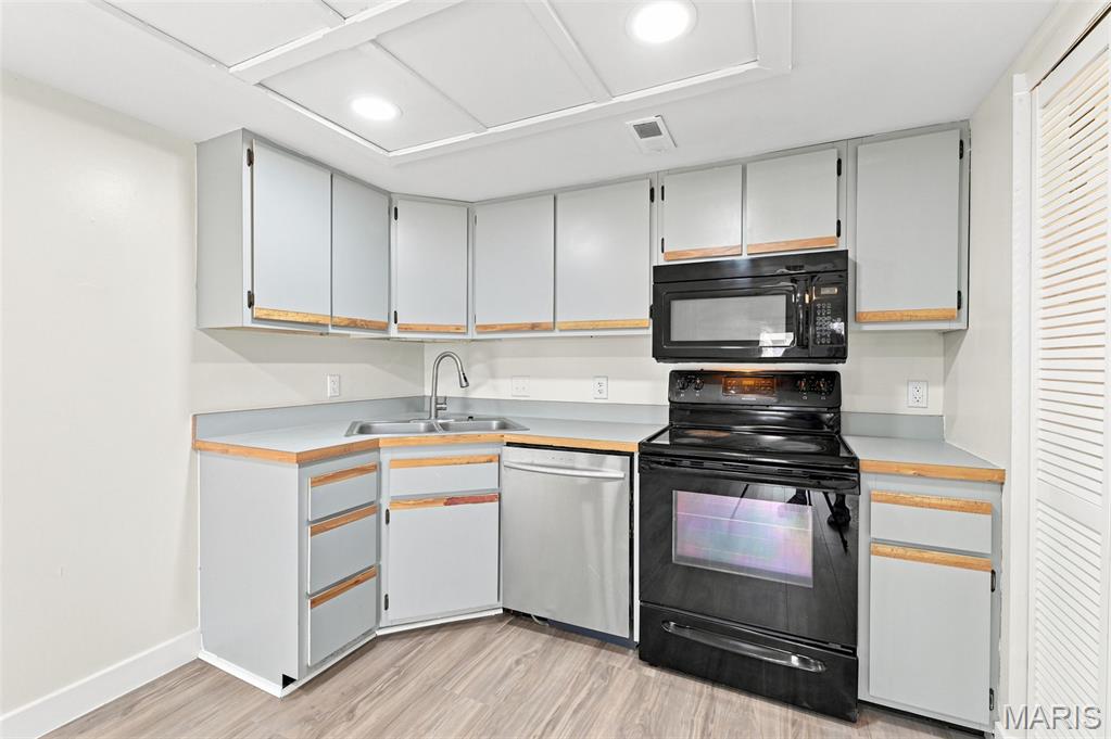 Gj Garden Condo - Residential