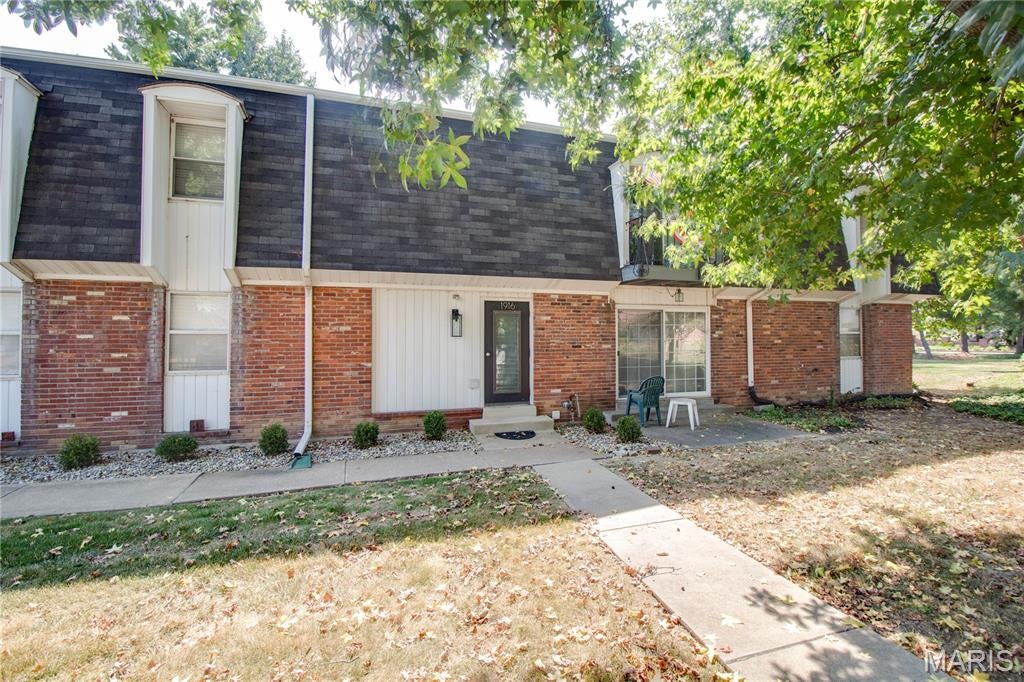 Arrow Wood Manor Bldg 1 - Residential