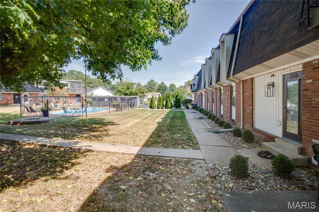 Arrow Wood Manor Bldg 1 - Residential