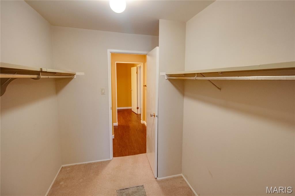 Arrow Wood Manor Bldg 1 - Residential