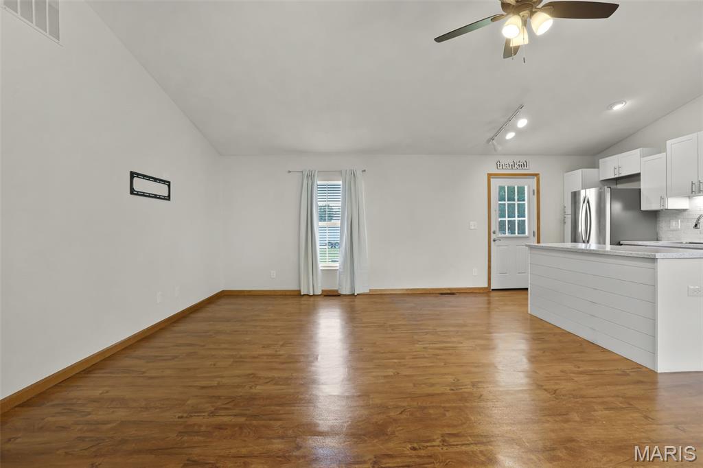 Hill Lakes 4thadd - Residential