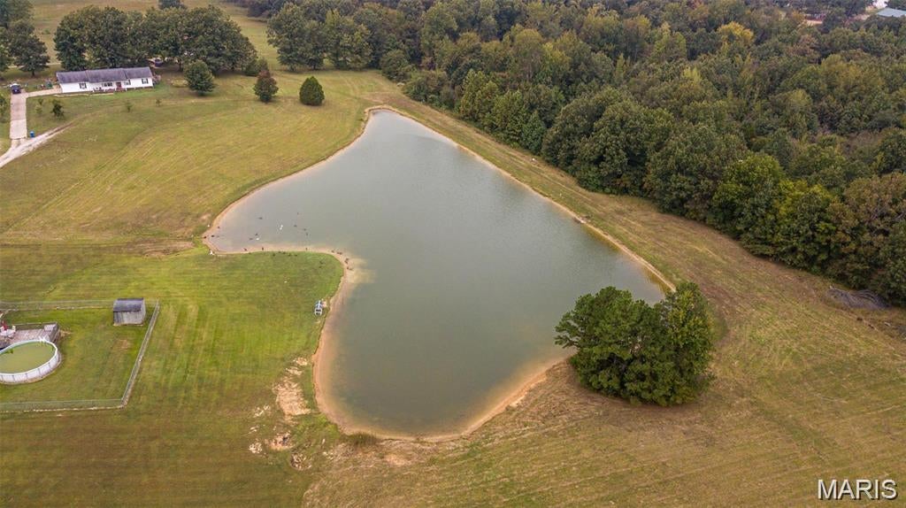 Beautiful building lots in south Butler County.  Less than ten minutes from US 67 and minutes from Poplar Bluff or Neelyville yet seems like miles from traffic.  Desirable Neelyville school district and less than 10 minutes from Hillview School.  Neatly platted subdivision where all lots are over an acre (+/-) to give each family plenty of room but with the security and friendship of a neighborhood.  2 ponds located in the subdivision add to the bucolic picture.  Public water and electric available.