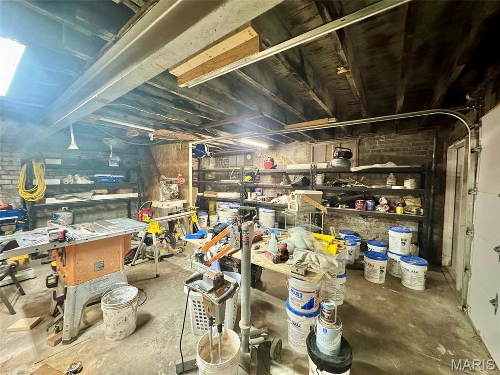 Stout Add - Commercial Sale