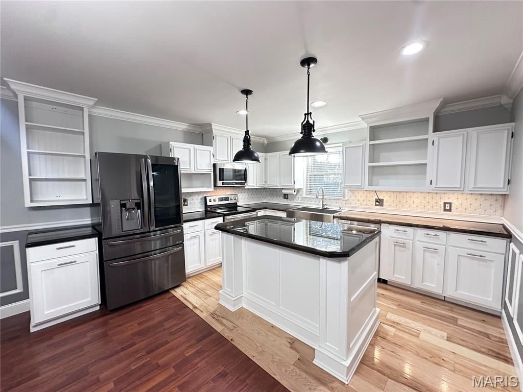 Town & Country Acres 5th Add - Residential