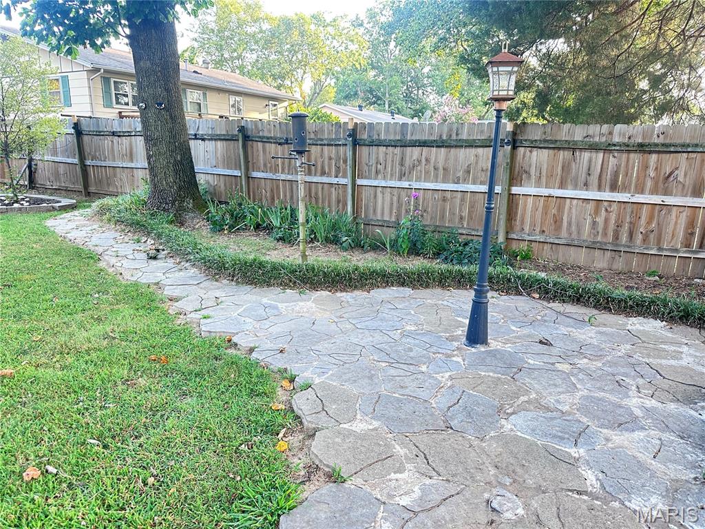 Town & Country Acres 5th Add - Residential