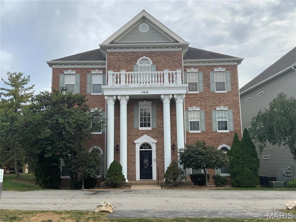 Minimum 1 year lease, prefer 2 years. Non smokers only. prefer no pets, but a small dog may be considered with extra deposit. For $1800 per month, unit will be just as it is when you view it.  This unit is a move in ready, nicely decorated super clean. Unit available for $1800. Some Accessible Features Location: End Unit, Ground Level