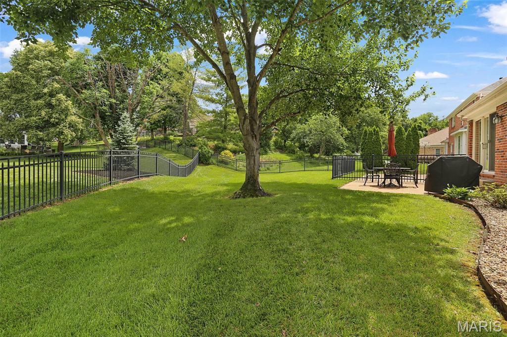 Meadows At Quail Creek Two The - Residential