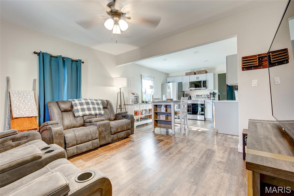First Add River Oak Sub - Residential