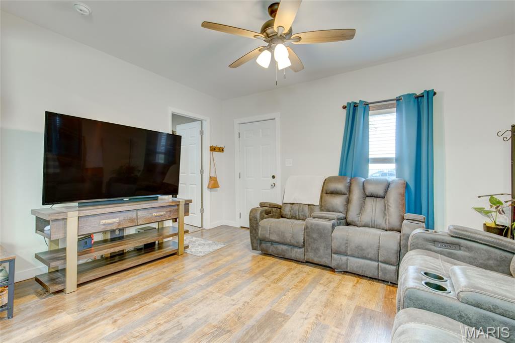 First Add River Oak Sub - Residential