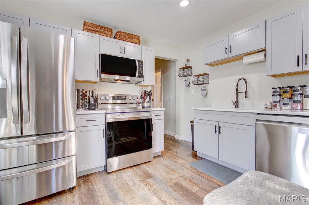First Add River Oak Sub - Residential