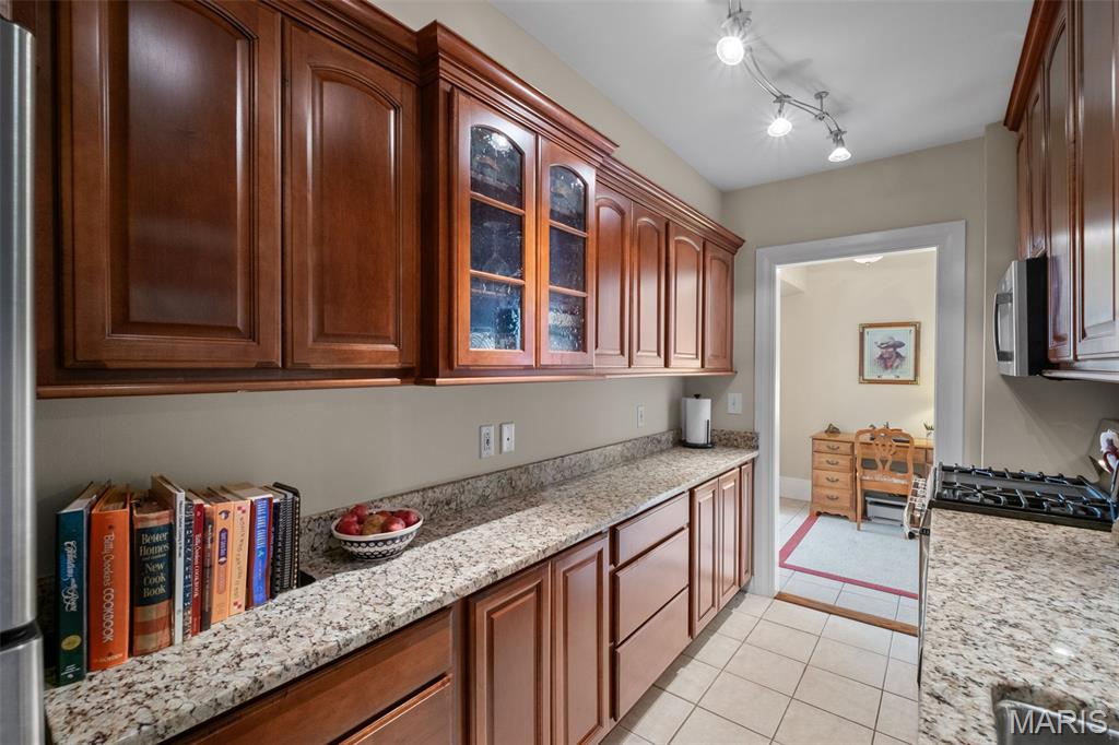 Moorlands Point Condo - Residential