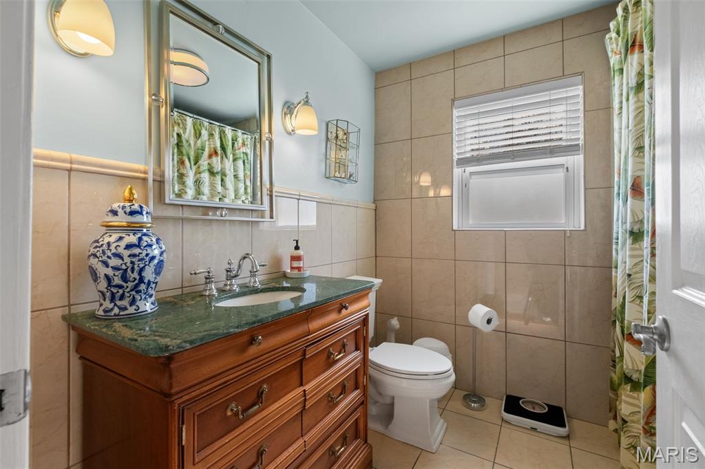 Moorlands Point Condo - Residential