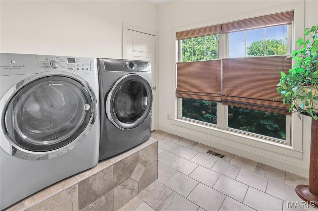 Wyndrose Estates - Residential