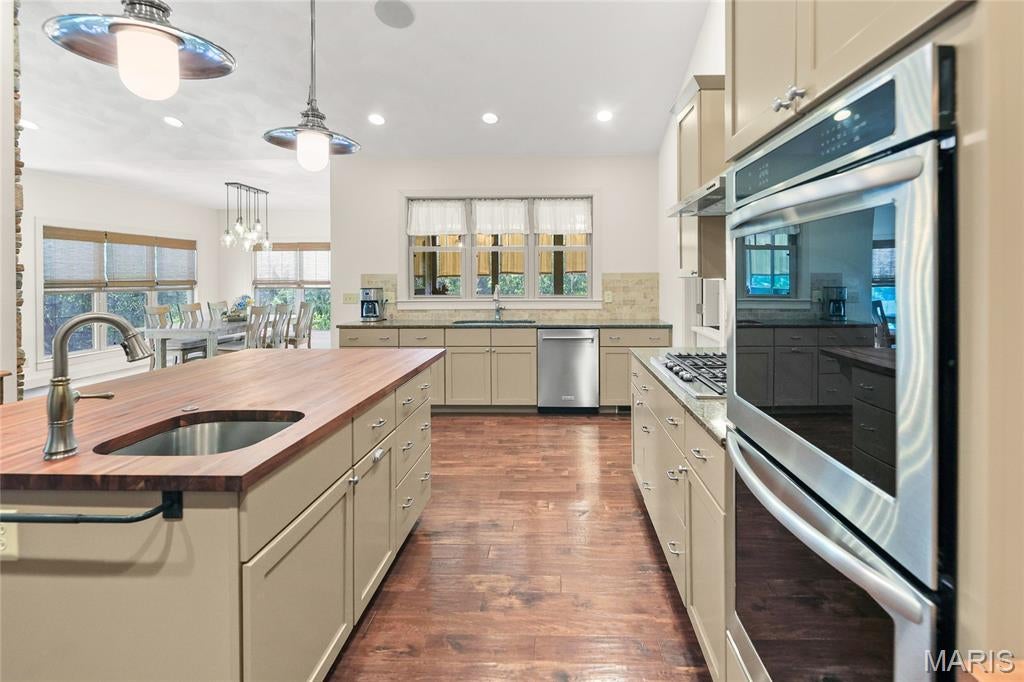Wyndrose Estates - Residential