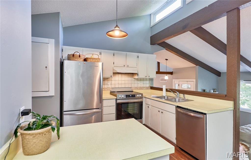 Lake Sherwood Estates - Residential