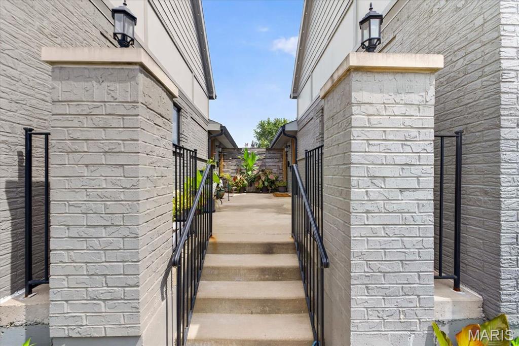 St Louis Commons Add - Residential