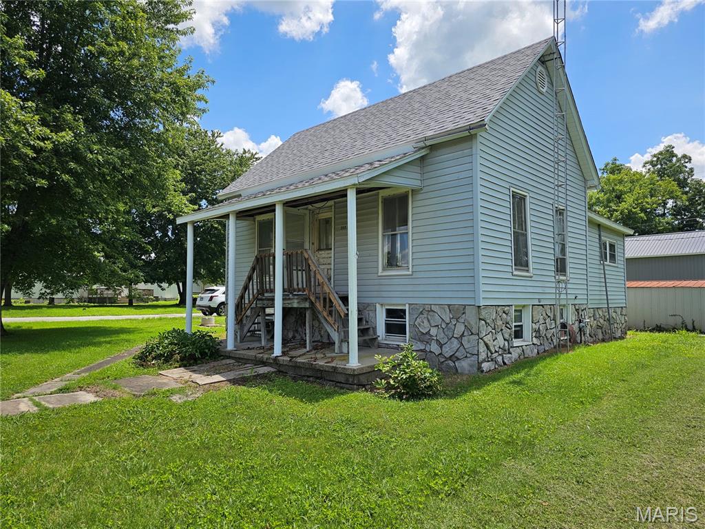 . This property presents an opportunity to craft your ideal home within a established community. The residence features two bedrooms,  and a single bathroom that serves the home . Further enhancing this property, has a  newer roof, and newer siding ,plus a newer furnace, to get you started. An accessible basement offers additional utility, ideal for storage or future development, This property invites you to envision a future of comfort and This property offers a unique opportunity to make this home yours!  The home had provided two comfortable bedrooms, bathroom, kitchen, living room and flexible living arrangements,.  This residence presents a compelling opportunity to create your ideal living space. on.