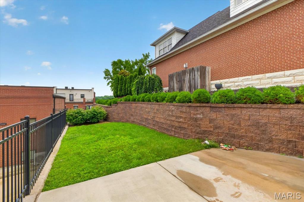 Main & Market Town Homes - Residential
