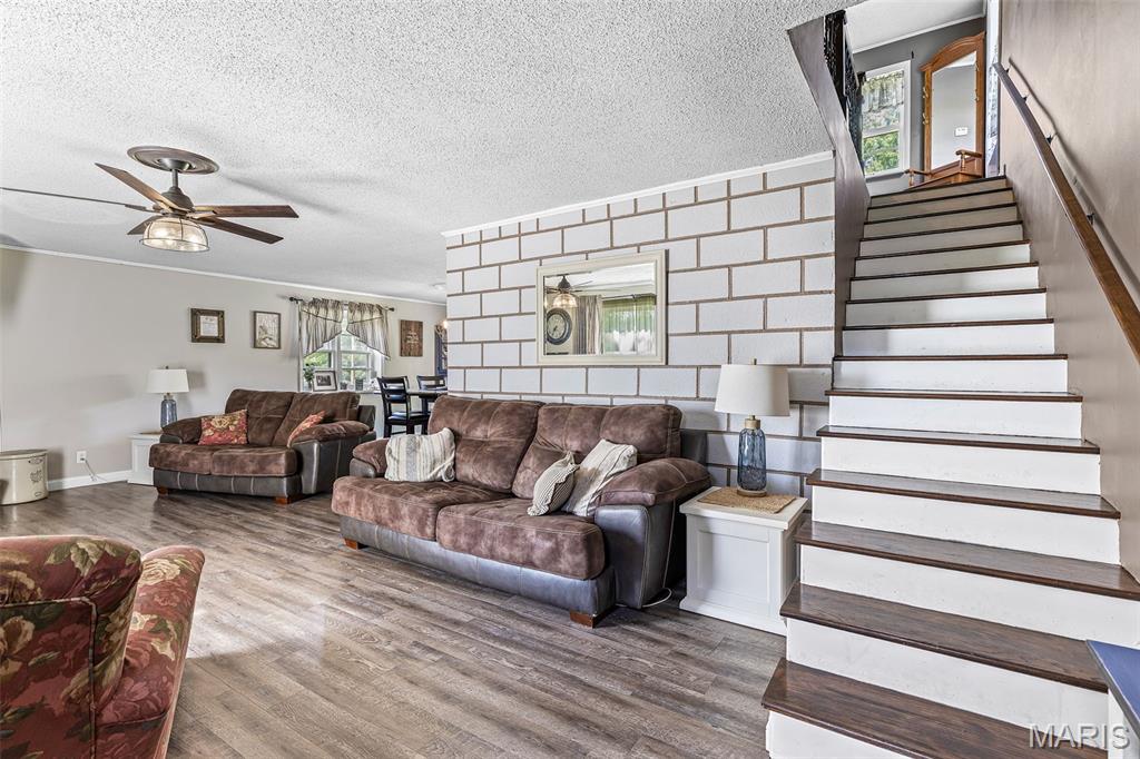 Willis Acres 02 - Residential
