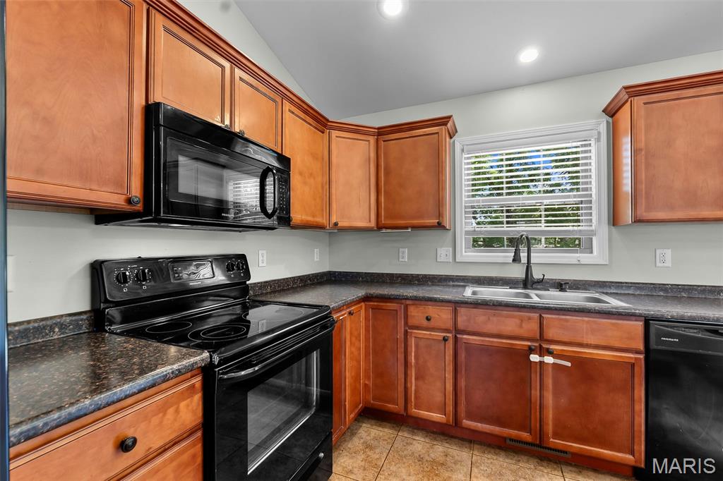Old Towne Amd - Residential