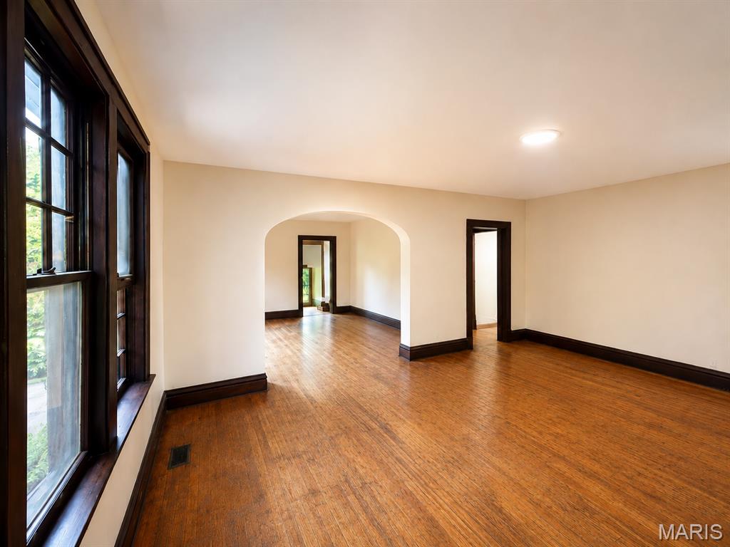 Jennings Tr - Residential