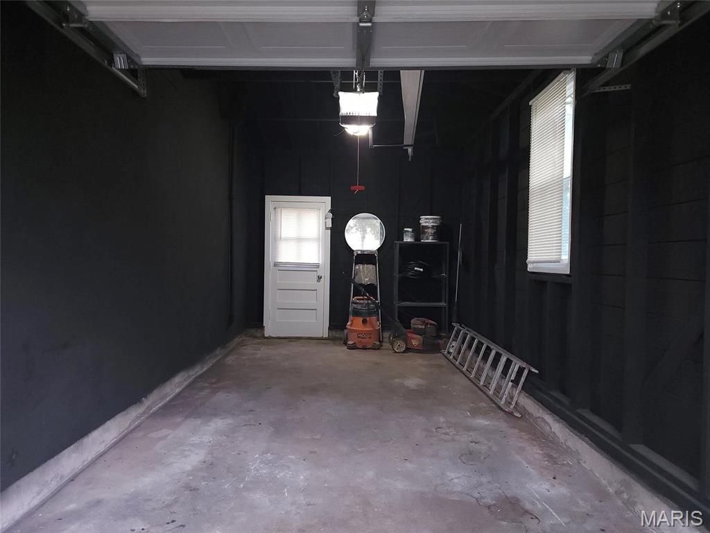 Bissell Hills 14 - Residential Lease