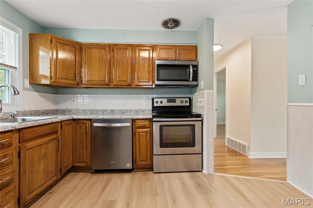 Bissell Hills 14 - Residential Lease