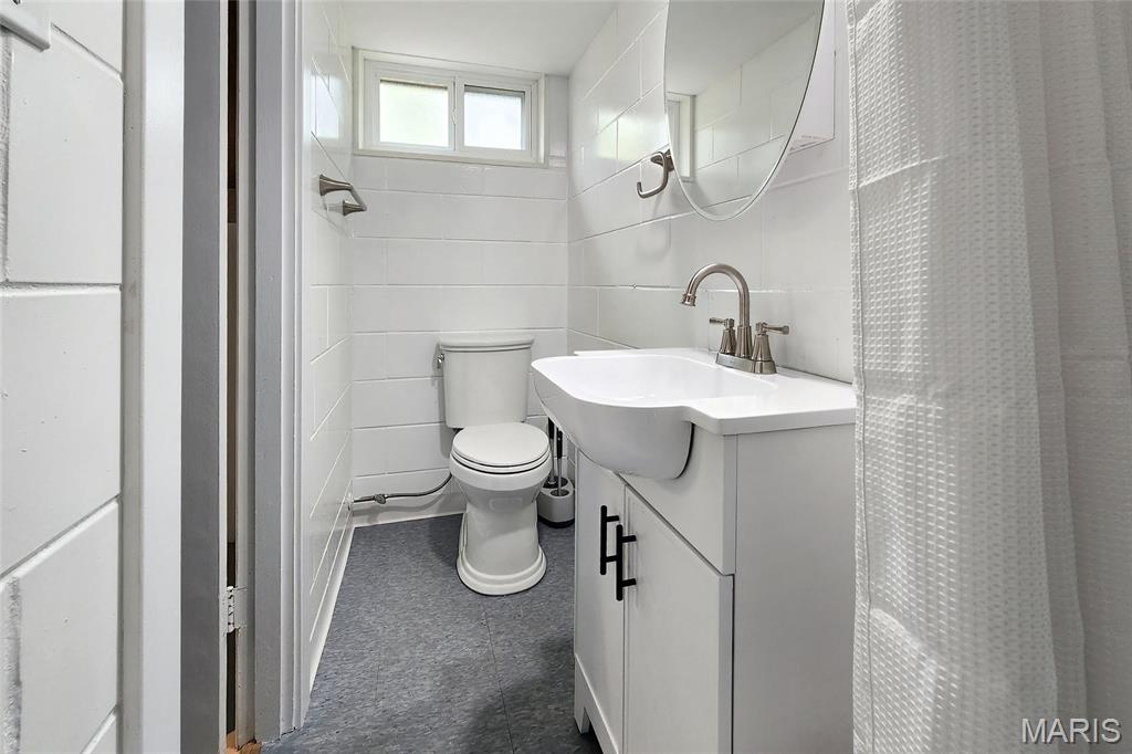 Bissell Hills 14 - Residential Lease