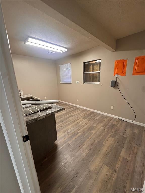 THE FORUM COMMERCIAL RESUBDIVISION - Commercial Lease