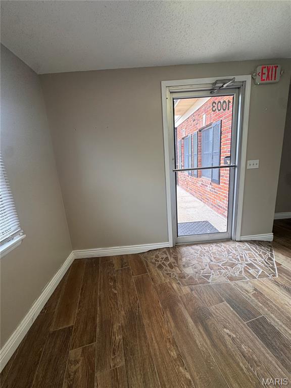 THE FORUM COMMERCIAL RESUBDIVISION - Commercial Lease