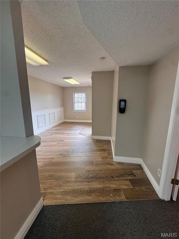 THE FORUM COMMERCIAL RESUBDIVISION - Commercial Lease