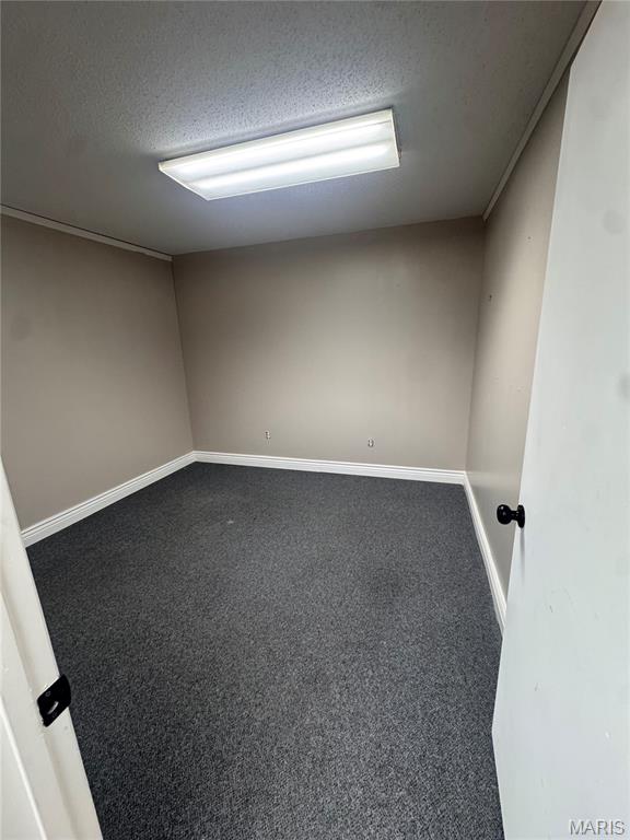 THE FORUM COMMERCIAL RESUBDIVISION - Commercial Lease