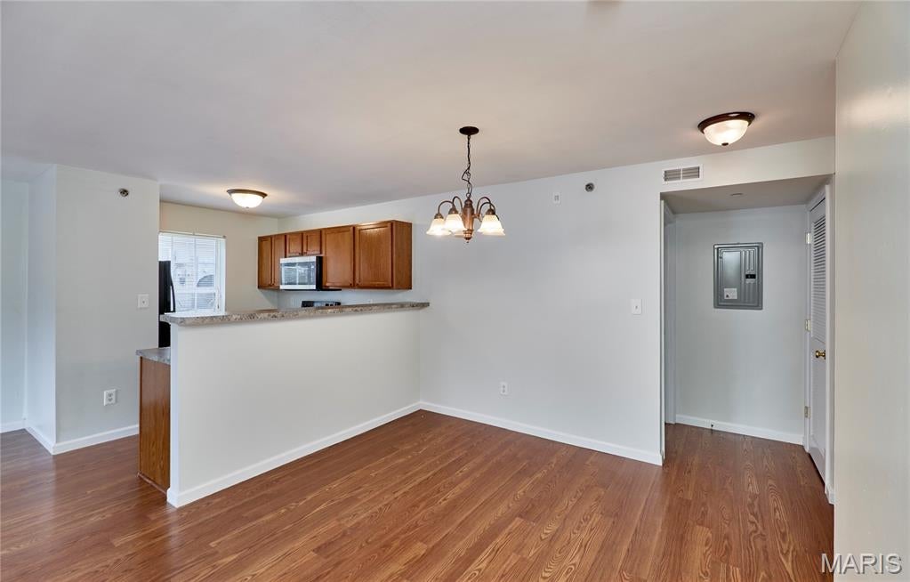 Springhurst Terrace #7 - Residential