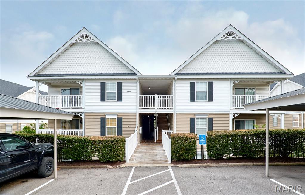 Springhurst Terrace #7 - Residential