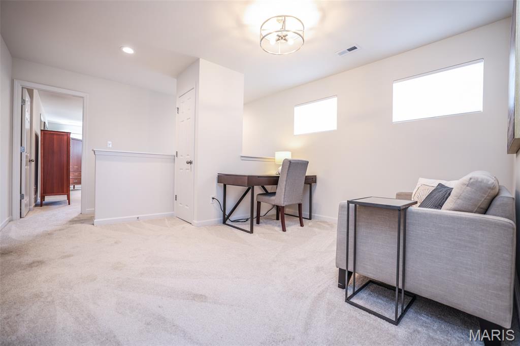 Townes At Geyer Grove Condo - Residential