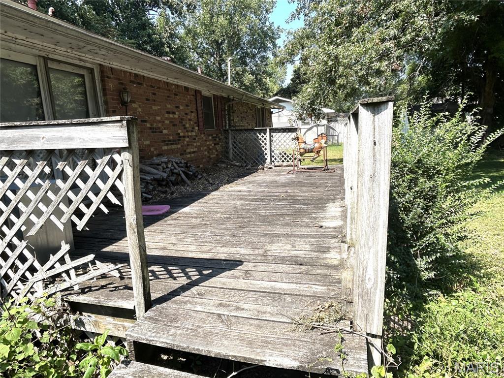 Colonial Acres - Residential