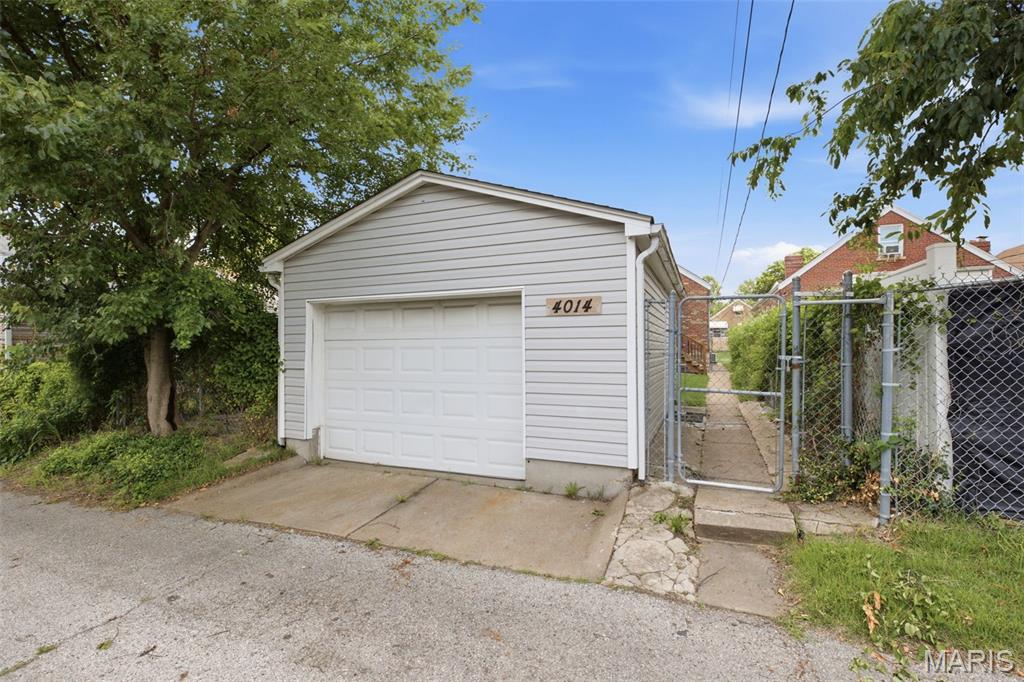 Russells Add 02 - Residential